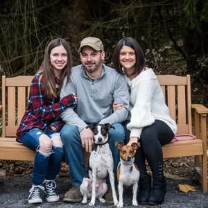 Meet your Posher, Mia